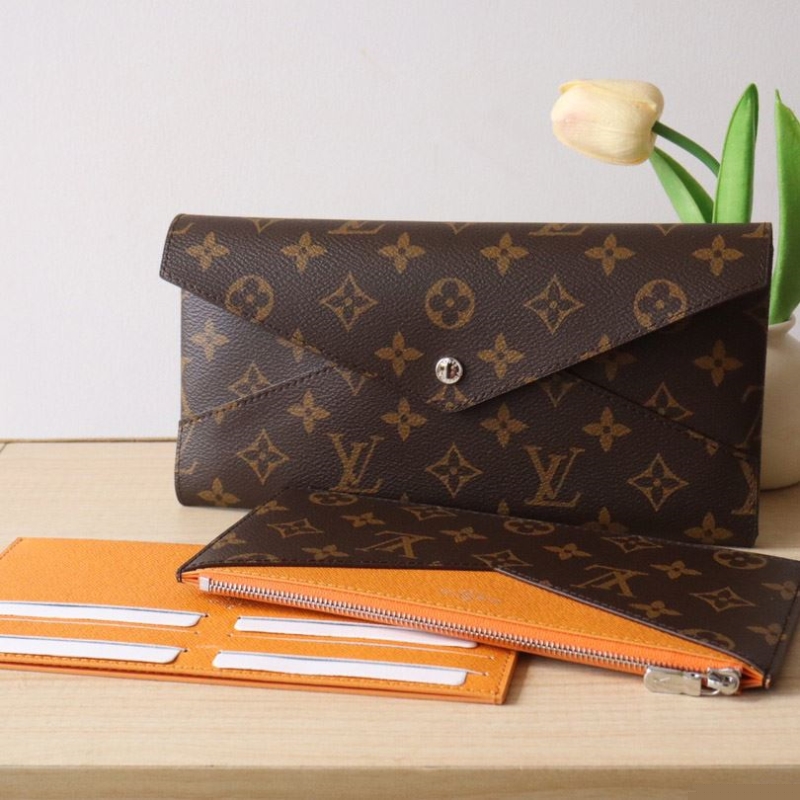 LV Clutch Bags